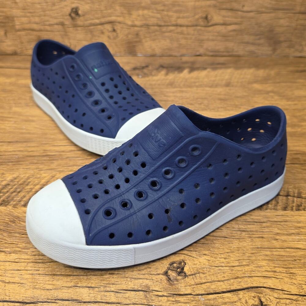 Native Jefferson Navy slip on rubber sneaker shoes size Childs 11